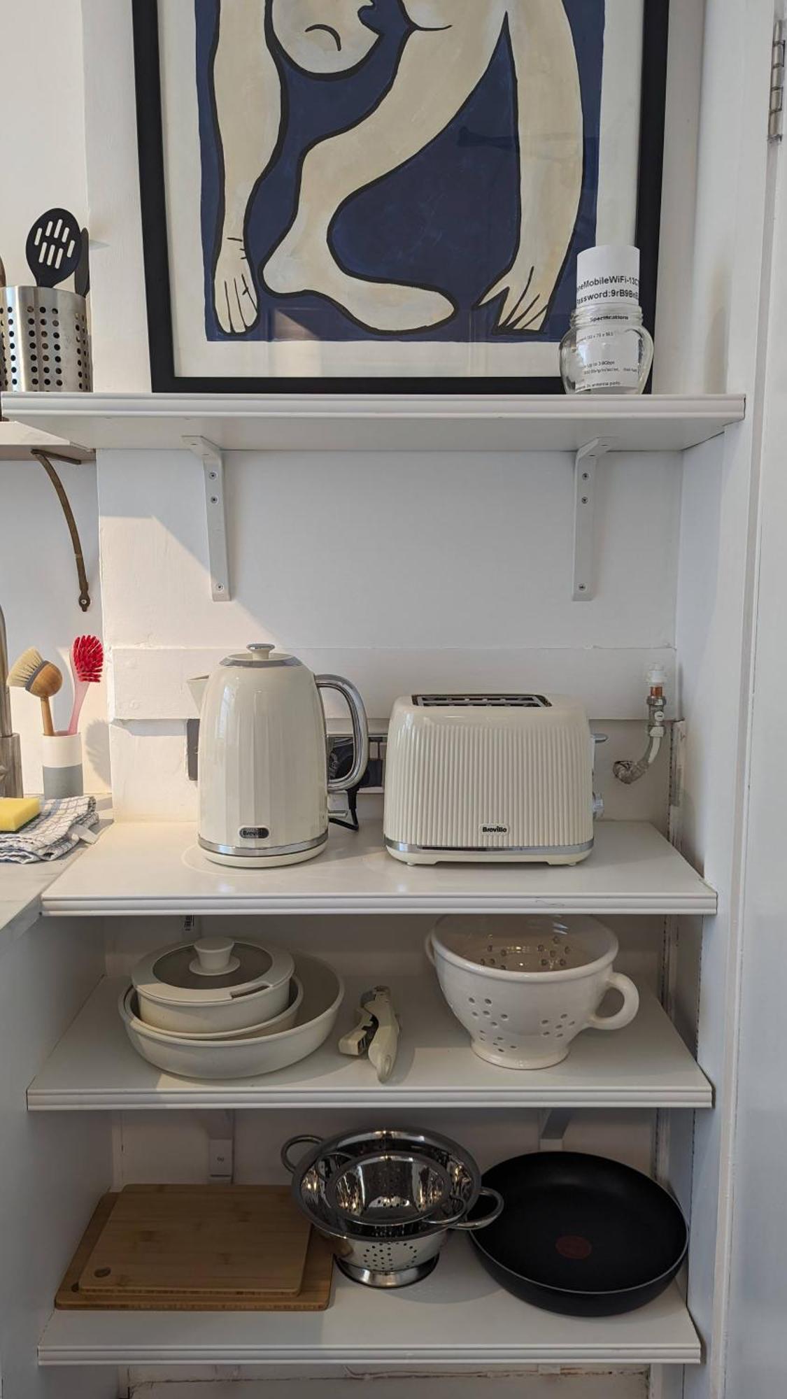 Charming & Quaint Old Compton Apartamento - Quiet Guests Only Allowed, No Parties Allowed, Over 25 Years Old Or Families London Luaran gambar