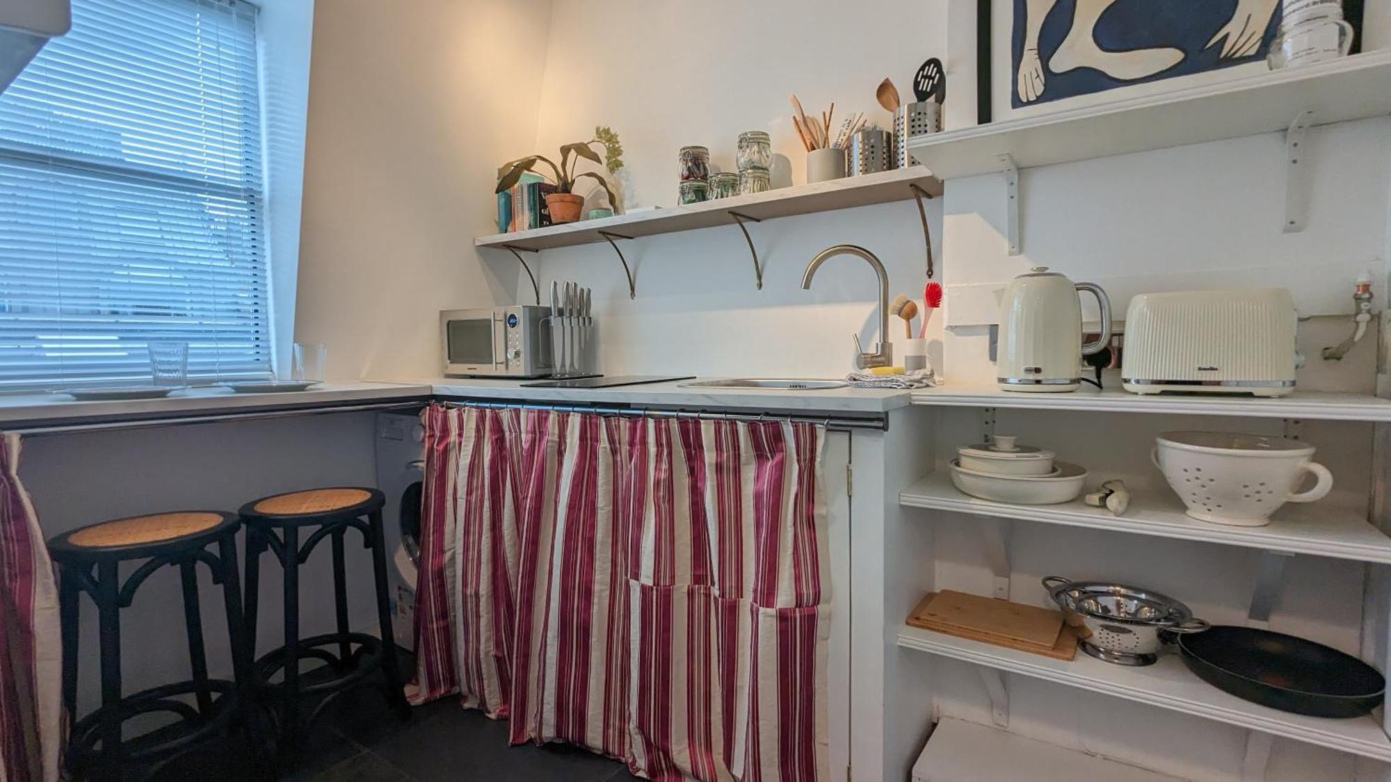 Charming & Quaint Old Compton Apartamento - Quiet Guests Only Allowed, No Parties Allowed, Over 25 Years Old Or Families London Luaran gambar